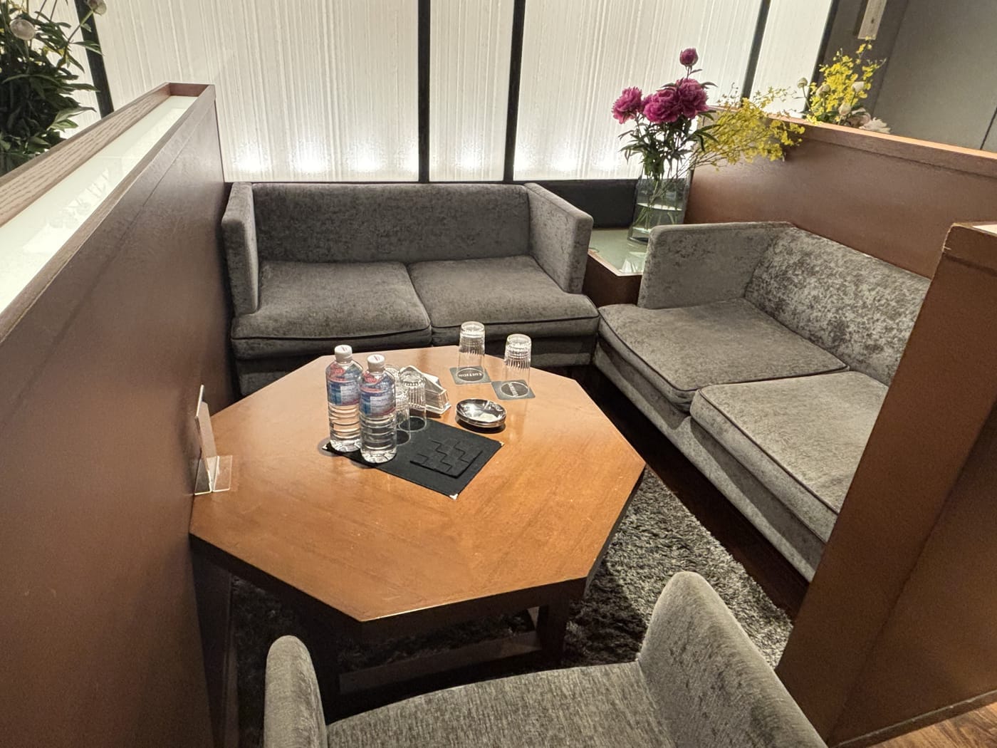 EDITION VIP ROOM 内観